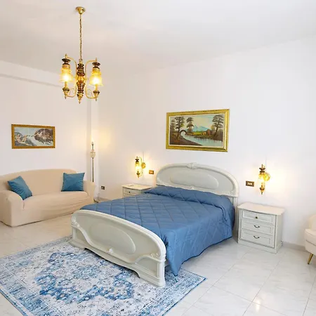 Art House - Big & Artistic Design House Holiday home *