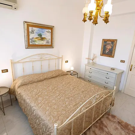Art House - Big & Artistic Design House Holiday home Minervino di Lecce