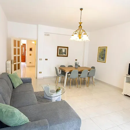 Art House - Big & Artistic Design House Holiday home *
